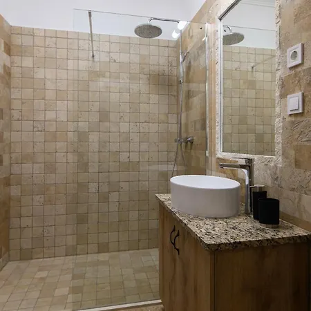 Varvedohaz * エゲル