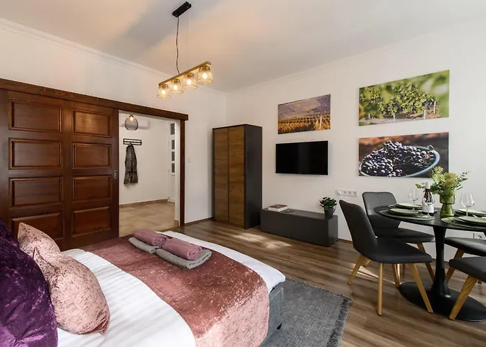 Várvédőház Appartamento Eger